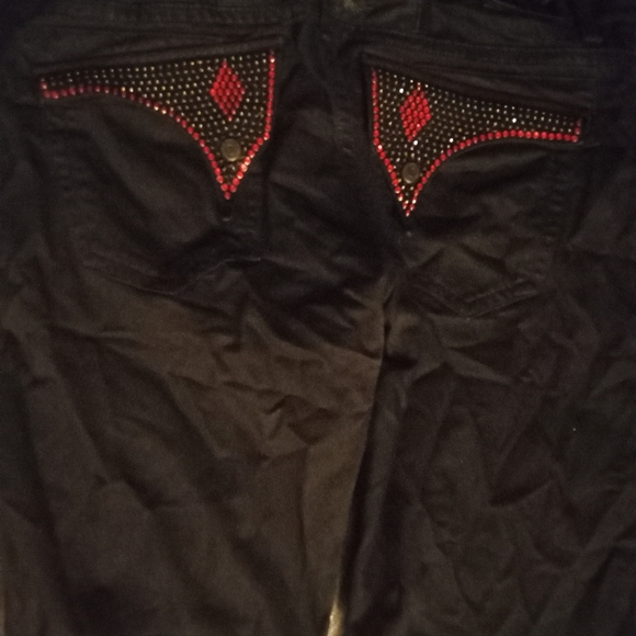 Black and Red Robin Jeans - Picture 2 of 3
